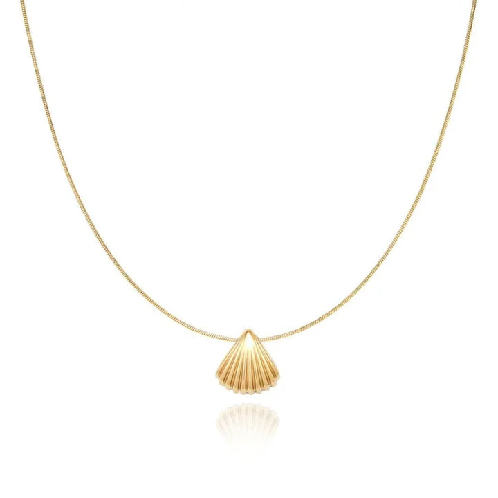 Golden Scallop Shell Floral Necklace – Lilac-State of Style