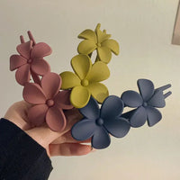 Hannah Traditional Hair Accessories – Non-Slip Matte Floral Hair Clips-Yellow-State of Style