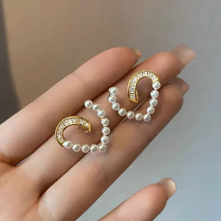 Heart-Shaped Earrings with Pearls and Zirconia – Ameline-State of Style