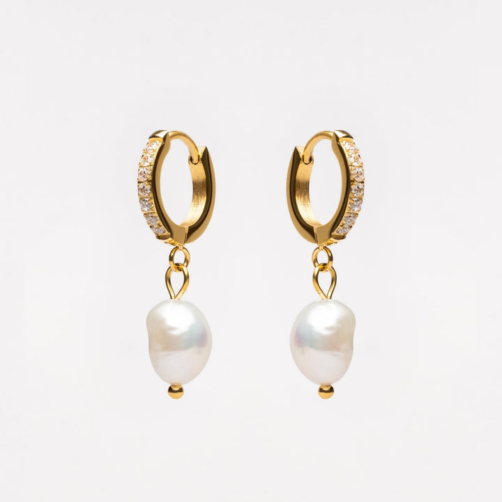 Hoops with freshwater pearls - Arina-Gold-State of Style