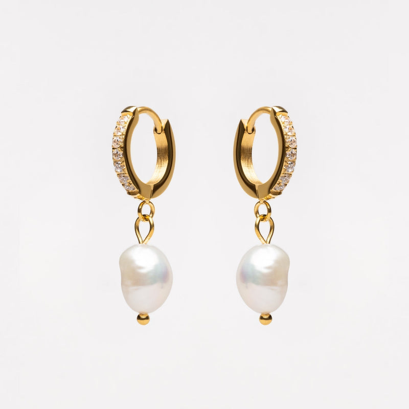 Hoops with freshwater pearls - Arina-Gold-State of Style