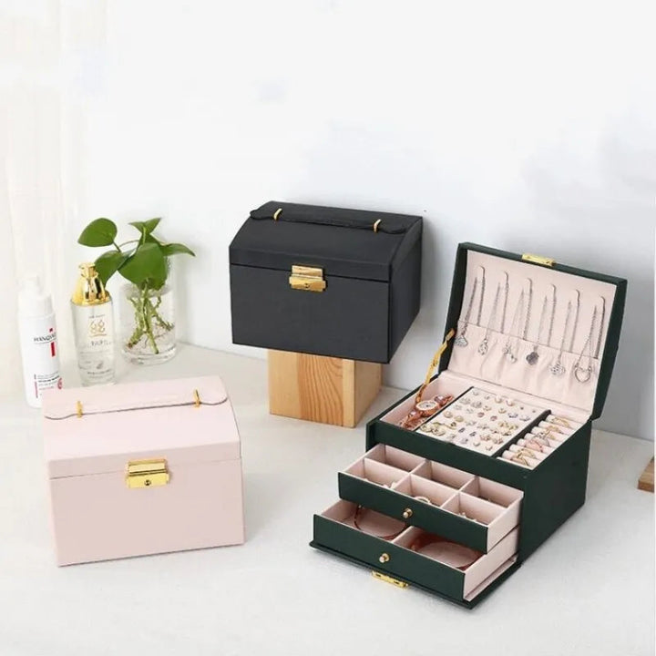 Jewellery box with 3 drawers and luxurious velvet interior – Amylin-Dark green-State of Style