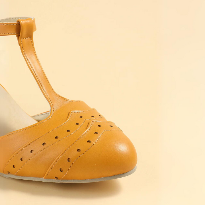 Kyla Leren Schuhe mit Spitzhacken-Schwarz-4-State of Style