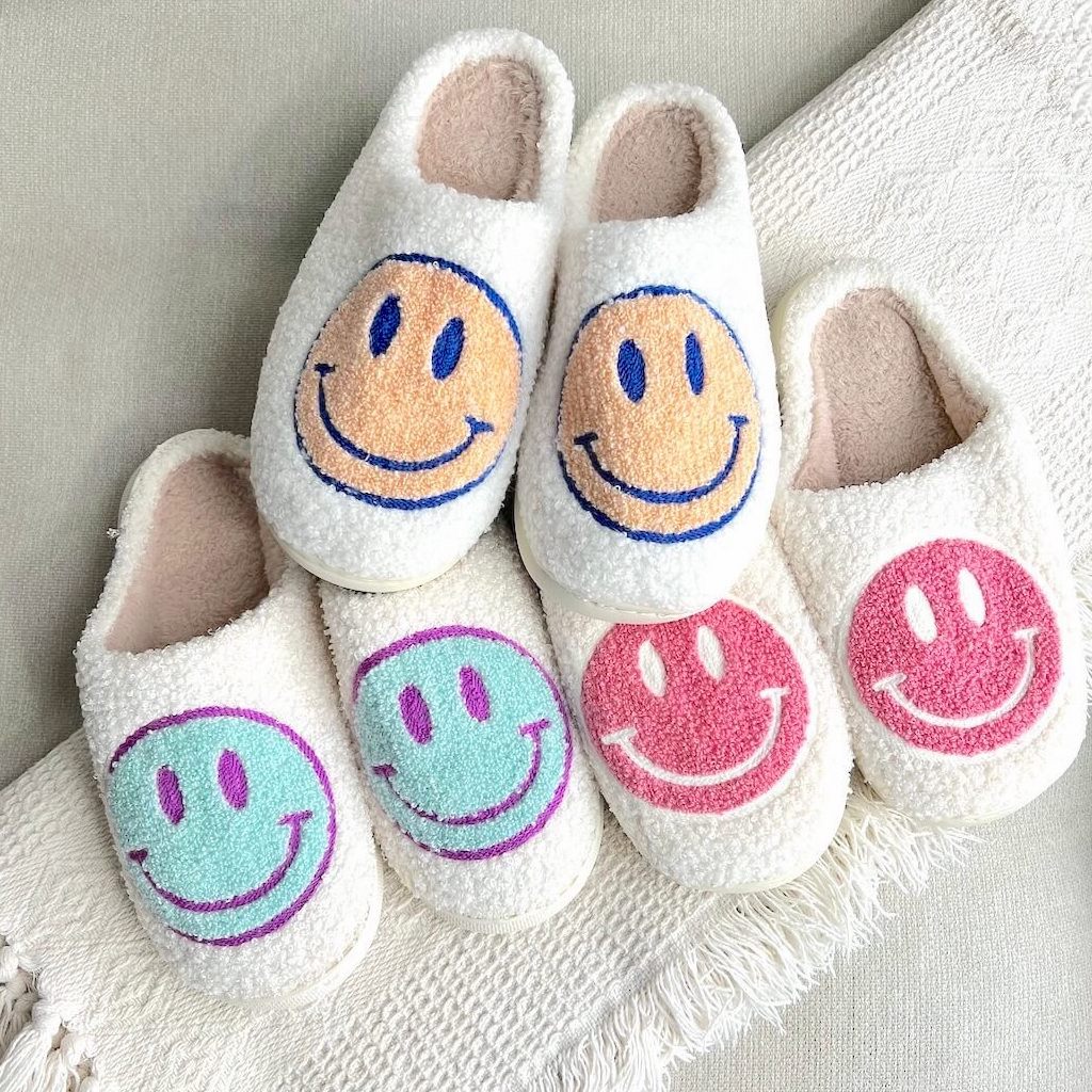 Ladies Slippers - CheerUp-White with Yellow Smiley-2.5-3.5-State of Style