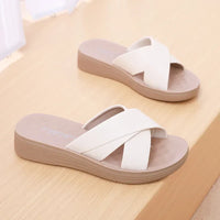 Ladies' wedge slippers made of leatherette with an open toe – Cassy-Beige-3.5-State of Style