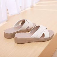 Ladies' wedge slippers made of leatherette with an open toe – Cassy-Beige-3.5-State of Style