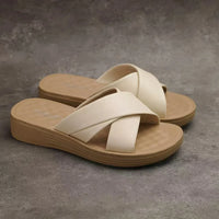 Ladies' wedge slippers made of leatherette with an open toe – Cassy-Beige-3.5-State of Style