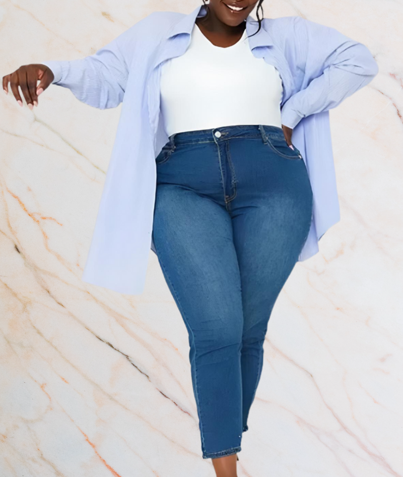 Larisa – High-Waisted Plus Size Jeans with a Flattering Fit-S-Blue-State of Style