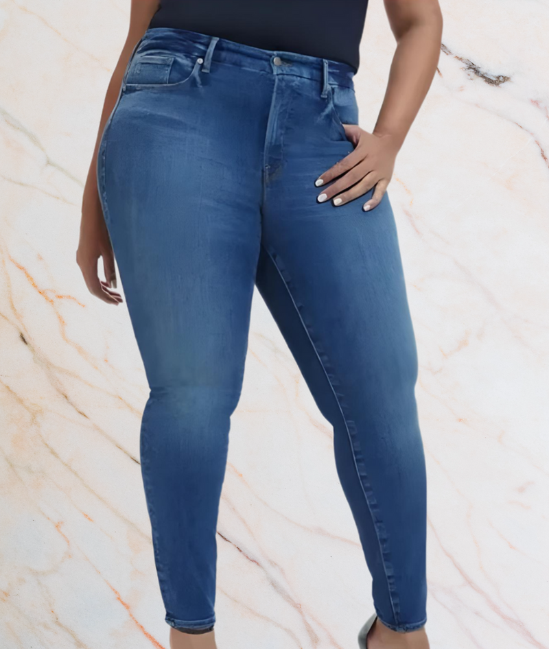 Larisa – High-Waisted Plus Size Jeans with a Flattering Fit-S-Blue-State of Style