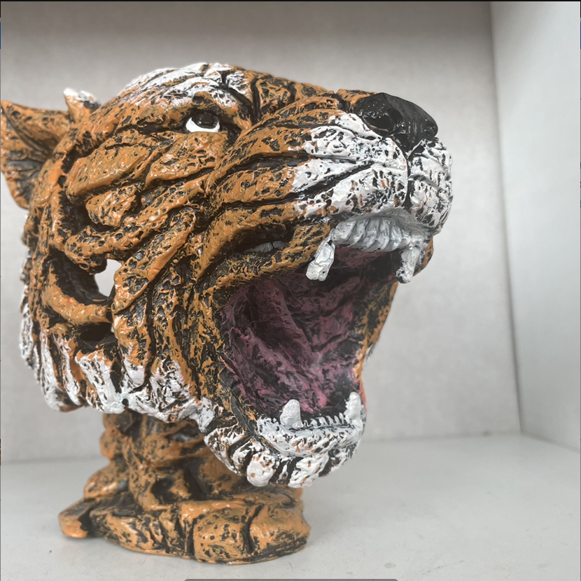 Lifelike Decorative Animal Statues - WildGrace-Tiger Sculpture-State of Style
