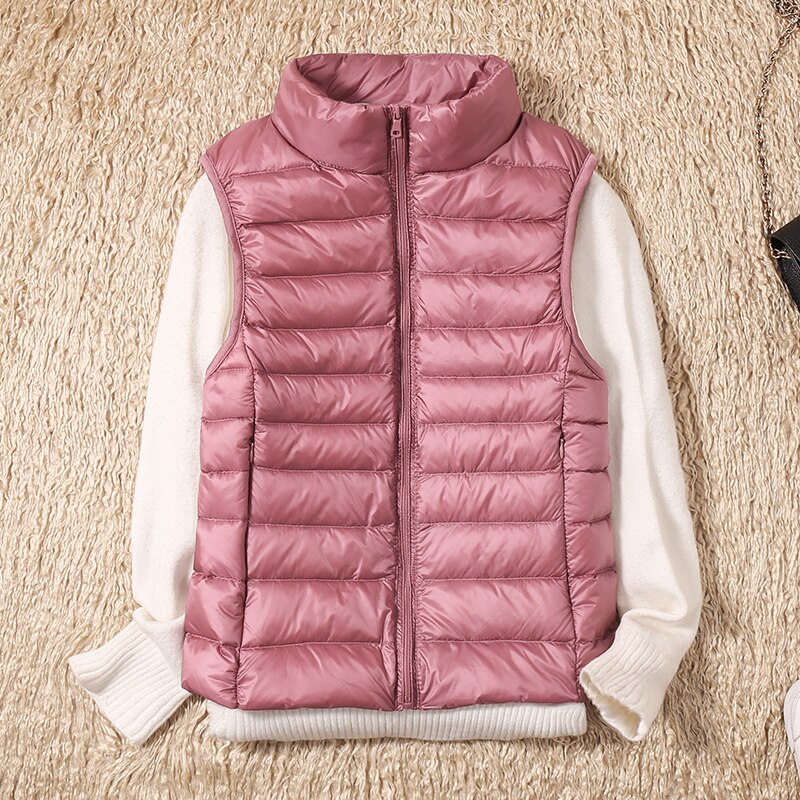 Light quilted vest with a feminine fit – Juliette-Light pink-S-State of Style
