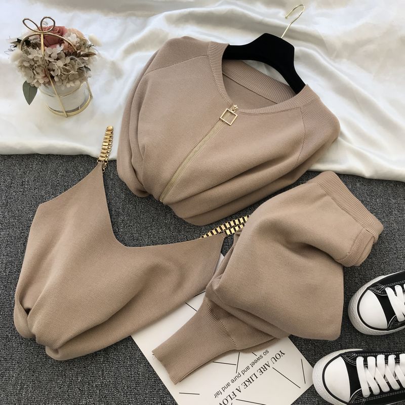 Lilysuit | Tracksuit for Women | Sporty Two-Piece Set-Khaki-State of Style