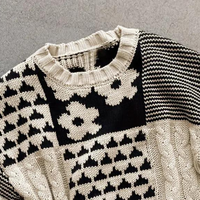 Loose Falling Knitted Ladies Sweater with Floral Print - Lilou-XS-State of Style