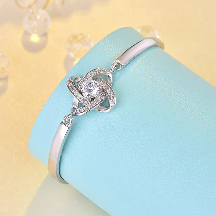 Love Knot Bracelet | Elegant Women's Jewellery | Adjustable Chain-State of Style