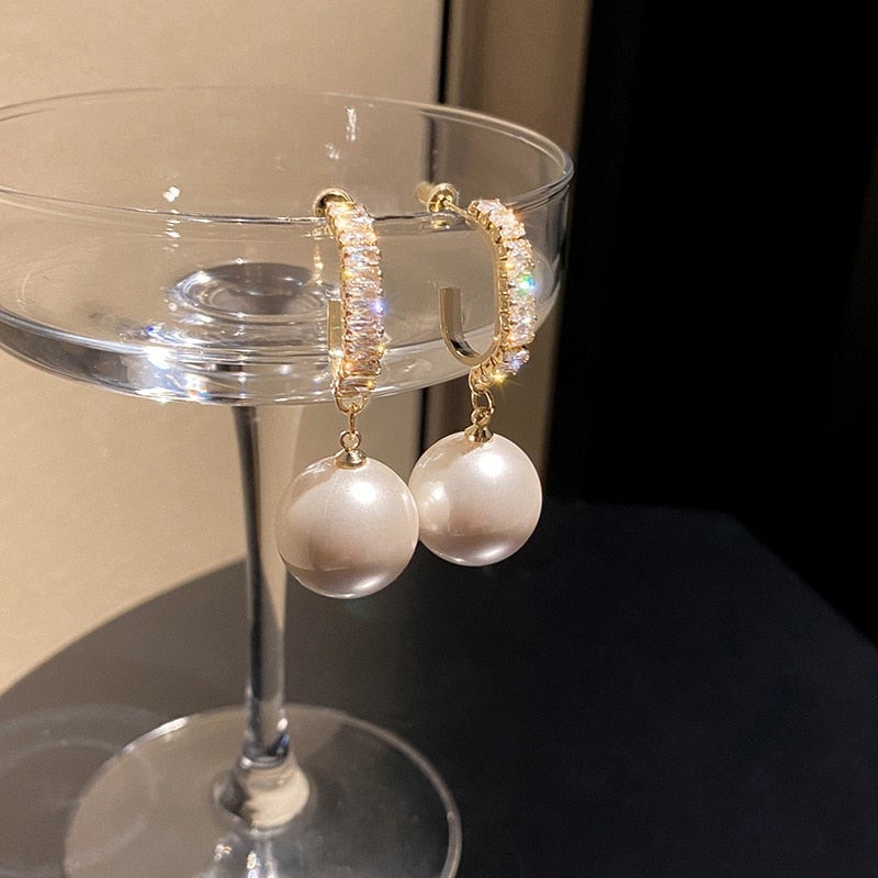 Luxury Earrings with Pearls and Zirconia - Amara-White-State of Style