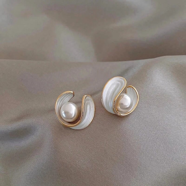 Luxury Earrings with White Opal and Pearl in Gold - Amara-State of Style
