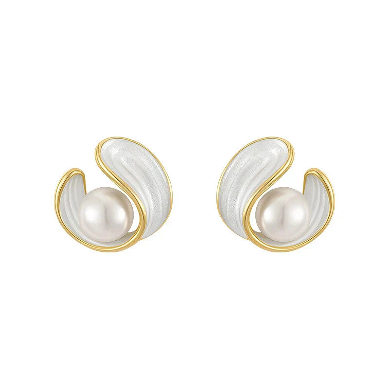 Luxury Gold Earrings with White Opals and Pearls - Saphira-State of Style