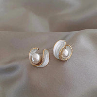 Luxury Gold Earrings with White Opals and Pearls - Saphira-State of Style