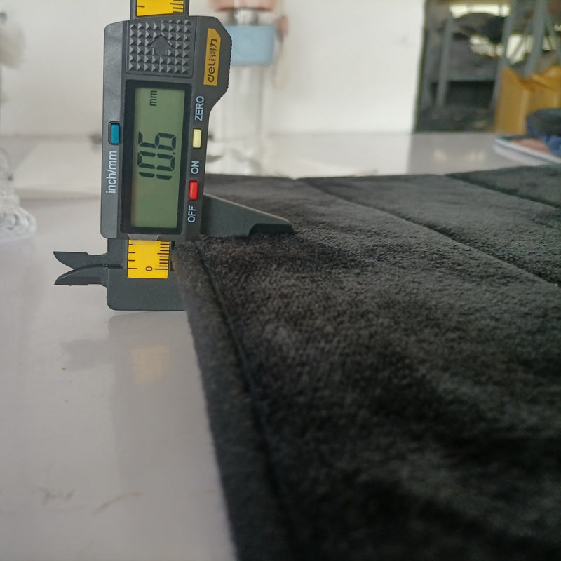 Luxury Non-Slip Bath Mat - Livia-Black-40 x 60 cm-State of Style