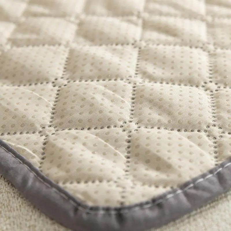 Luxury Pet Protection Mat for Sofa - BuddyGuard-Light grey-S 75 x 75 cm-State of Style