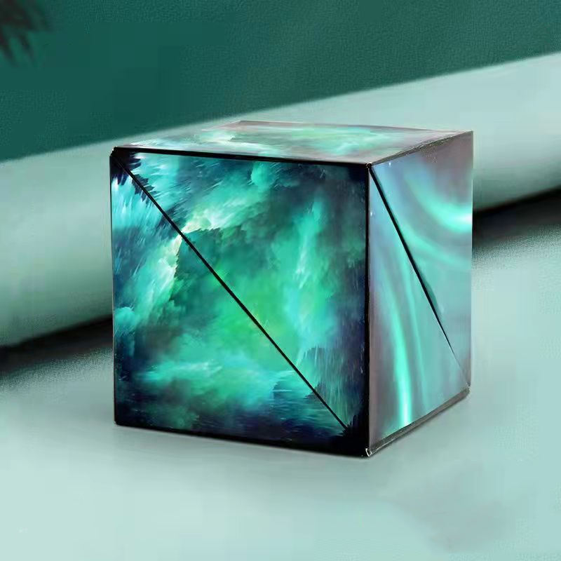 Magic Cube with Endless Creative Possibilities - FlexiCube-Astronaut 1.0-State of Style