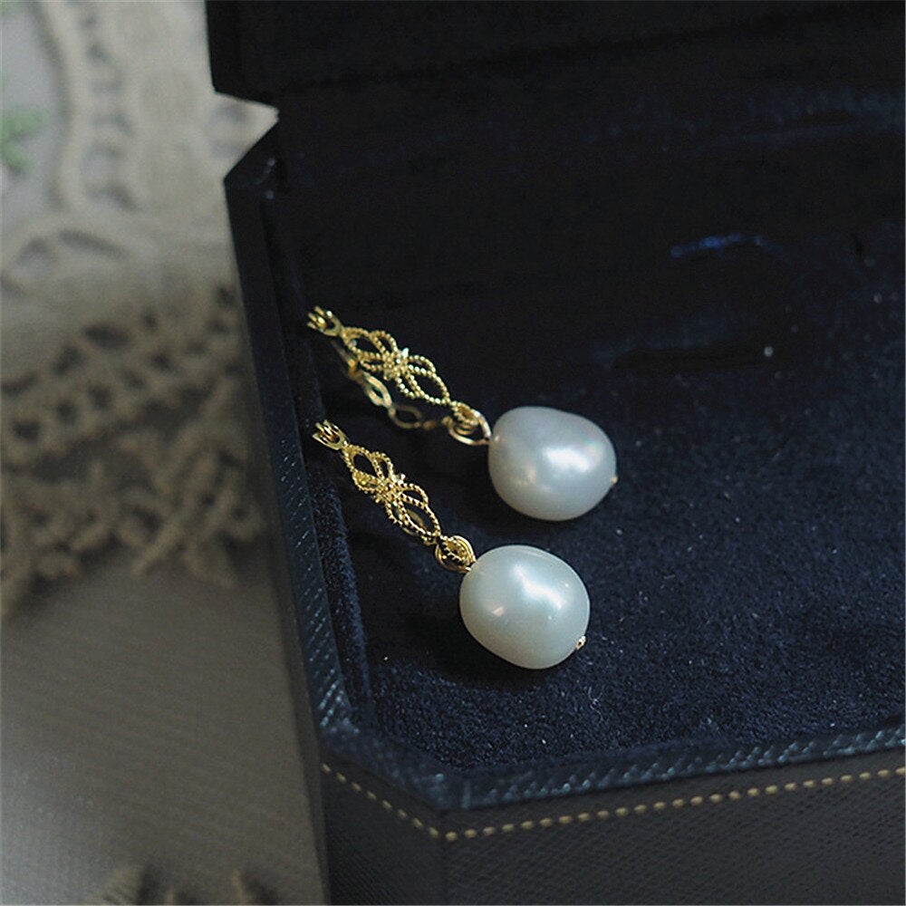 Natural Pearl Earrings - Vivienne