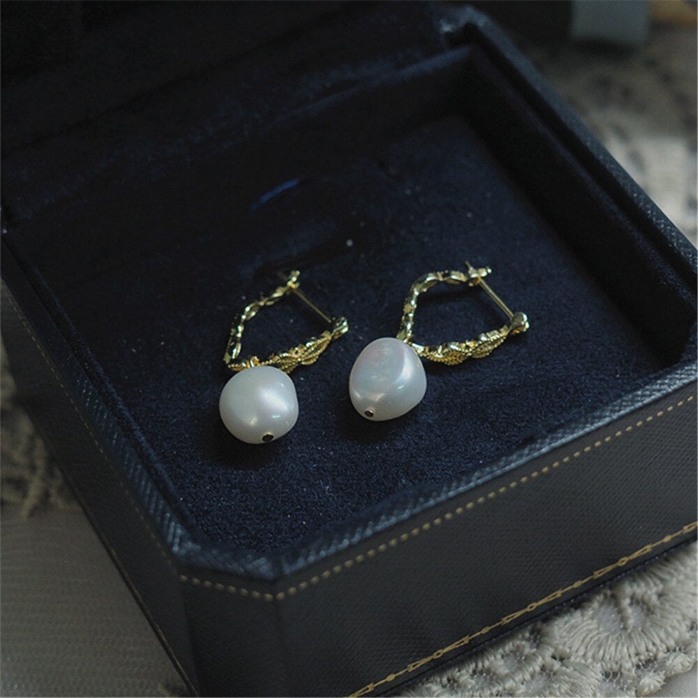 Natural Pearl Earrings - Vivienne