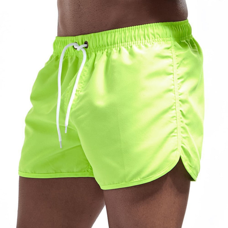 Men's swim shorts with a comfort waistband and quick-drying fabric – Jonas-Green-S-State of Style
