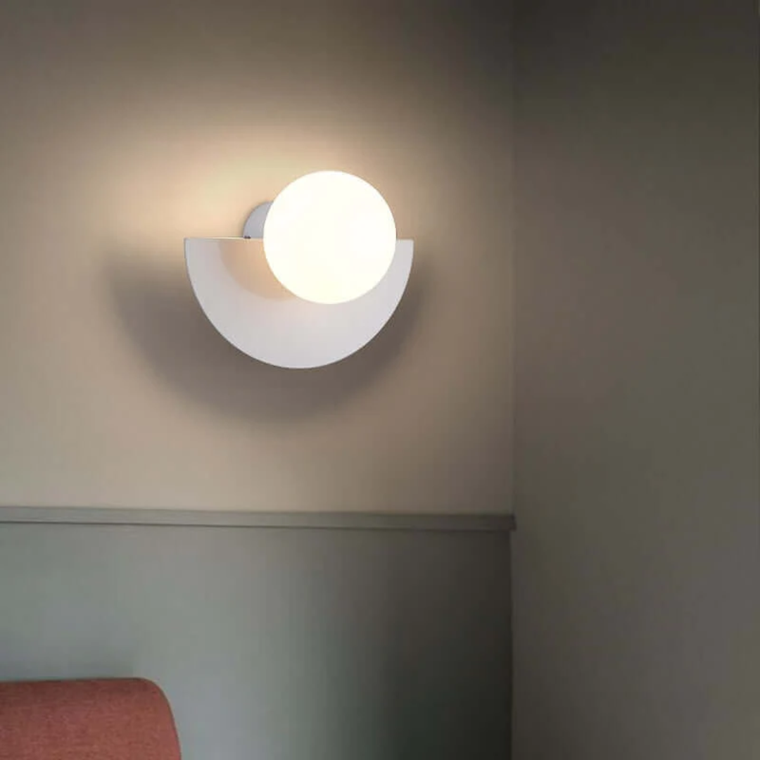 Metal Half Moon Wall Lamp - LunaMetal-Red-20 x 15 cm-Warm White (2700-3500k)-State of Style