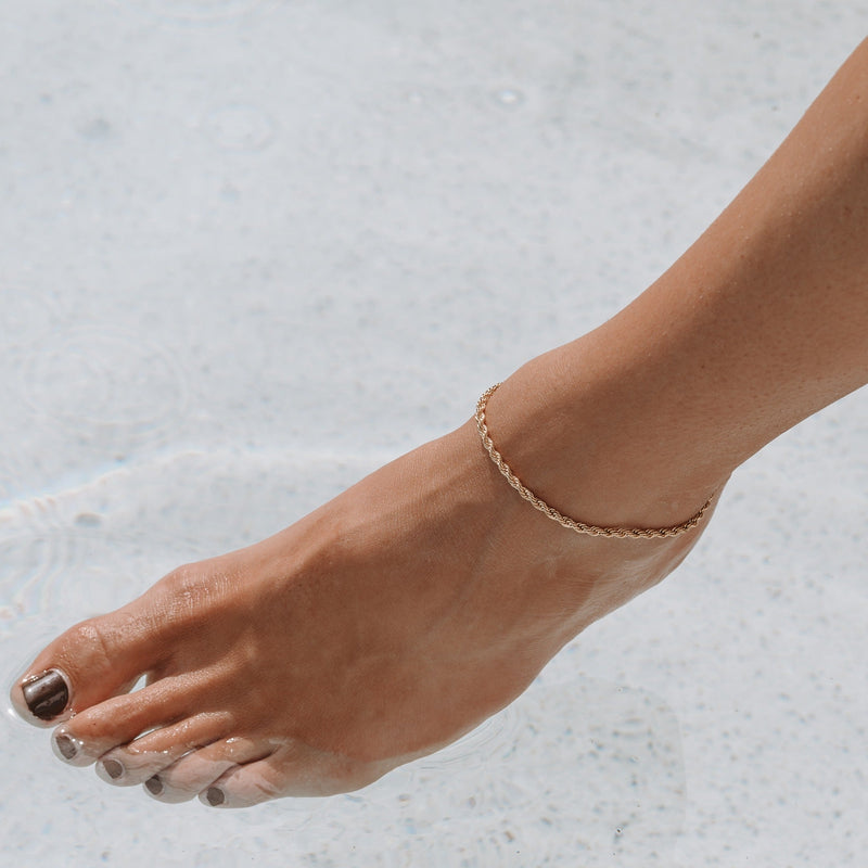 Minimalist and Stylish Women's Anklet - Lisa-Silver-State of Style