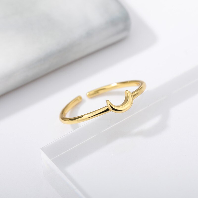 Minimalist Crescent Ring - Nova-Gold-State of Style