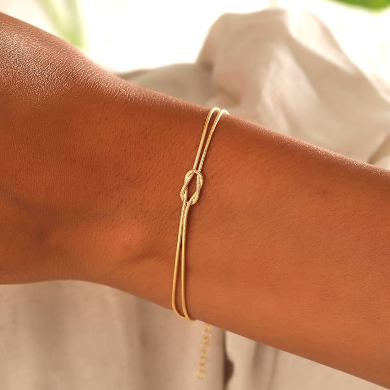 Minimalist Knot Bracelet – Elva-Gold-State of Style