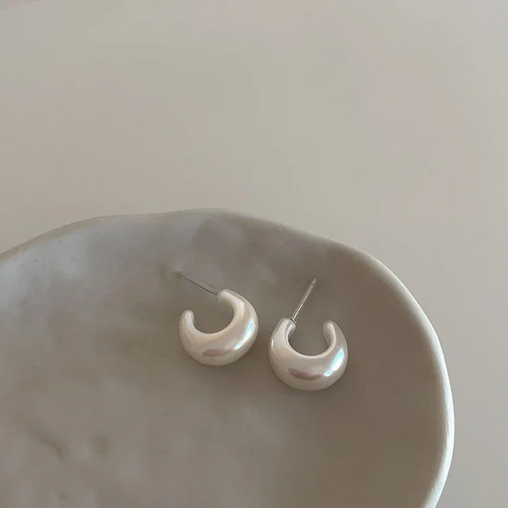 Minimalist Pearl C-Shaped Earrings - Lunette-State of Style