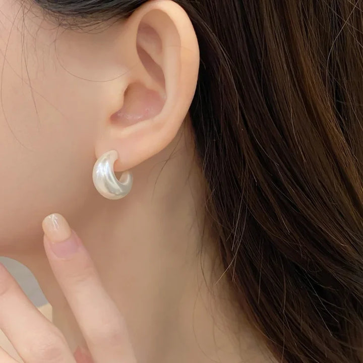 Minimalist Pearl C-Shaped Earrings - Lunette-State of Style
