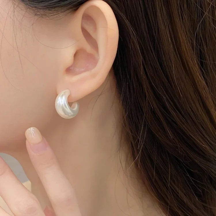 Minimalist Pearl C-Shaped Earrings - Lunette-State of Style