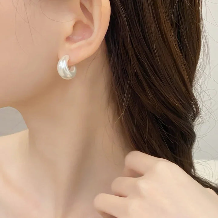 Minimalist Pearl C-Shaped Earrings - Lunette-State of Style