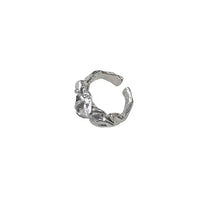 Minimalist Ring with Pleated Lava Design – Arden-Silver-State of Style