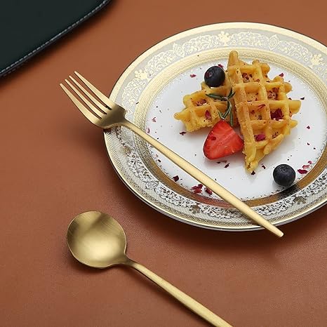Minimalistic Cutlery for Modern Tables - PureSet-Matte Gold-Set for 4 people (20 pieces)-State of Style