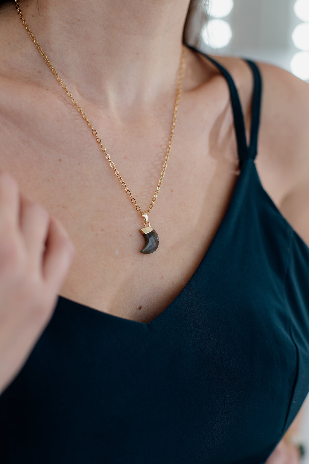 Moonstone Healing Necklace – Celestina-Labradorite-State of Style