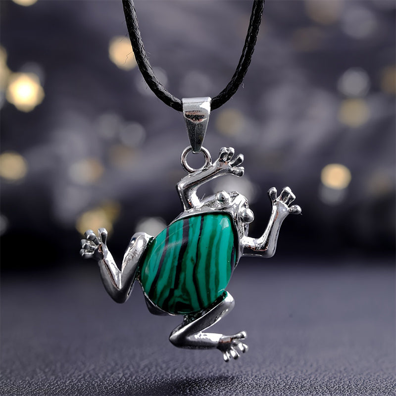 Natural Crystal Frog Meditation Necklace - Gaia-Malachite-State of Style