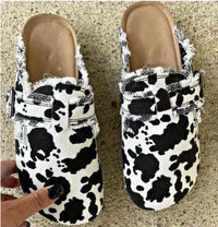 NelekkesSlippers – Cosy & Comfortable Slippers for Women-Cow Print-4-State of Style
