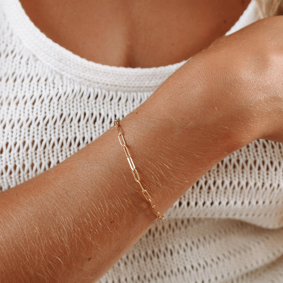 Paperclip Switch Bracelet - Nova-Gold-State of Style