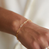 Paperclip Switch Bracelet - Nova-Gold-State of Style