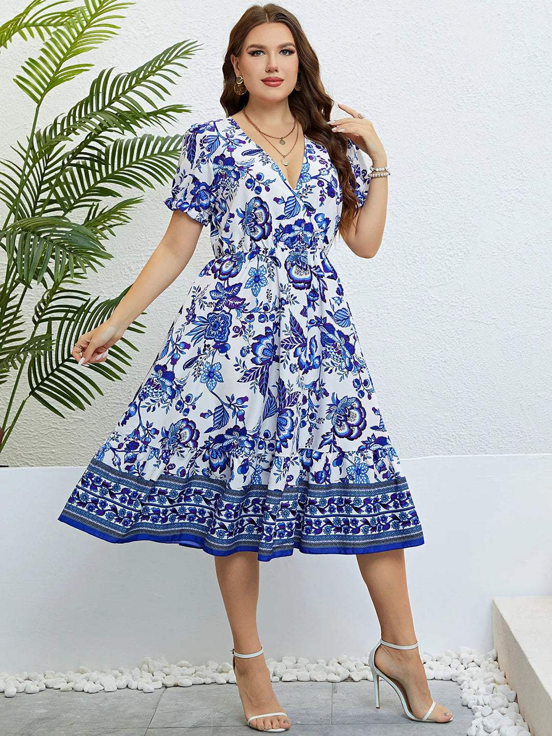 Plus-Size A-Line Party Dress with Floral Print & V-Neck-Blue-2XL-State of Style