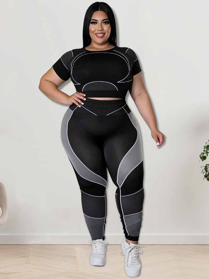 Plus Size Curve Embrace Look-Black-3XL-State of Style
