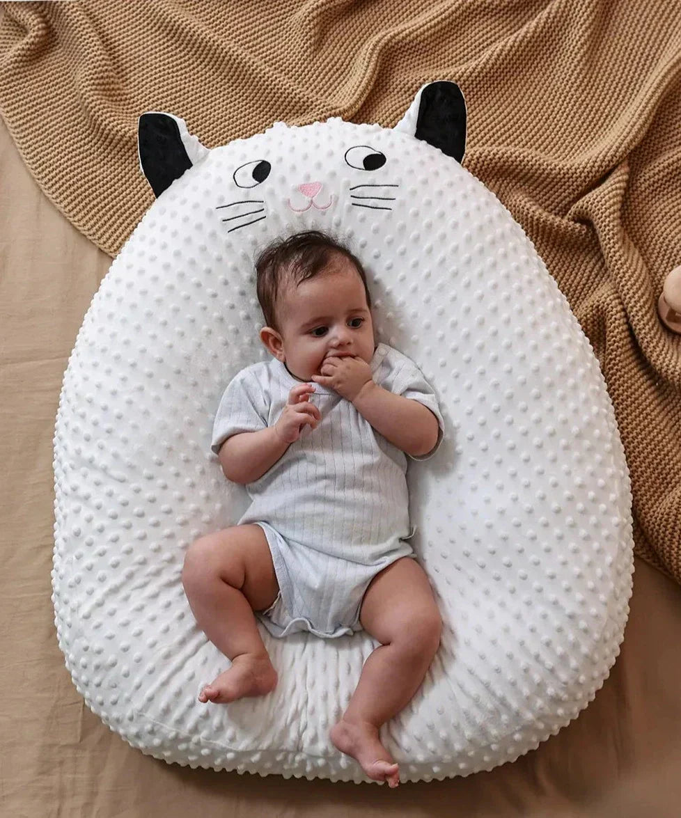 Portable Baby Nursing Pillow – ComfyCuddle-State of Style