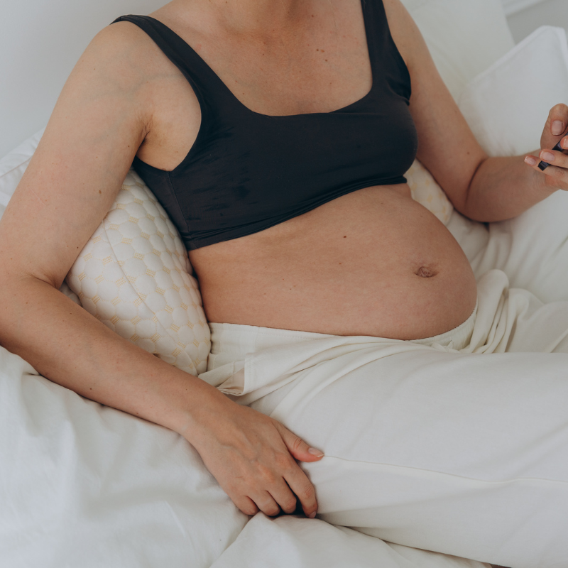 Pregnancy pillow - BumpNest-State of Style