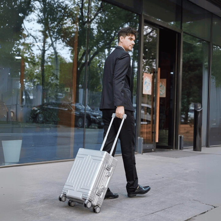 Premium aluminium case – Emperor-Silver-S (37 L)-State of Style