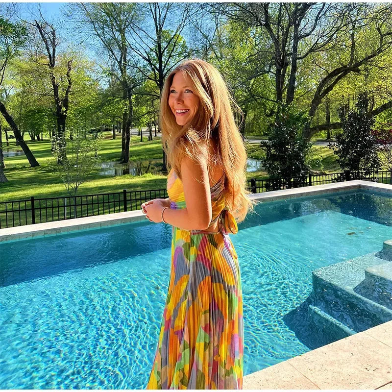 Printed Summer Dress with Deep Neckline and Bow Detail – Vivienne-S-State of Style