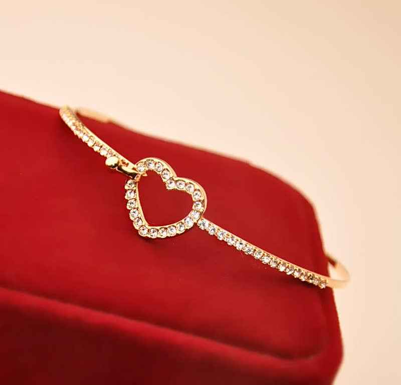 Gold Love Bracelet with Charm | Elegant Women's Jewellery